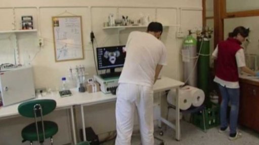 Slovenští vědci bez přístupu k databázím + rozhovor s P. Celecem