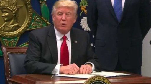 Trumpův imigrační výnos + rozhovor s M. Marešem