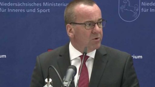 Turbulentní start tureckého referenda