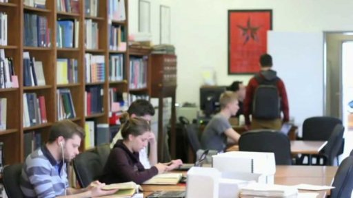 Spor o zahraniční univerzity v Maďarsku