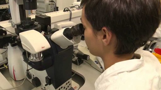 Vědci opravili gen v lidském embryu + rozhovor s R. Sedláčkem