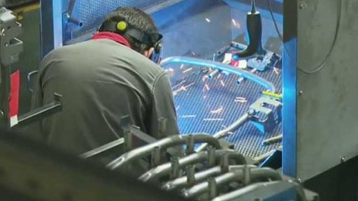 Lidé a roboti v souboji o práci + rozhovor s M. Lorencem