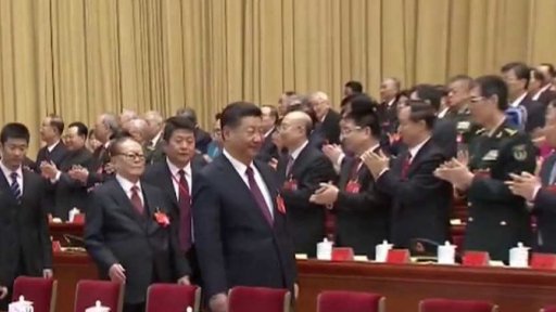 Si Ťin-pching upevňuje moc