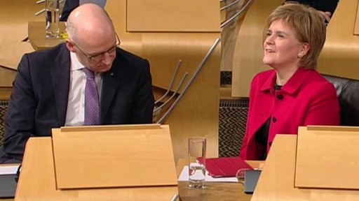 Parlament schválil zákon o brexitu