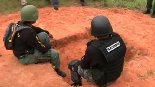 Sílící konflikt Venezuely a USA + rozhovor s J. Opatrným