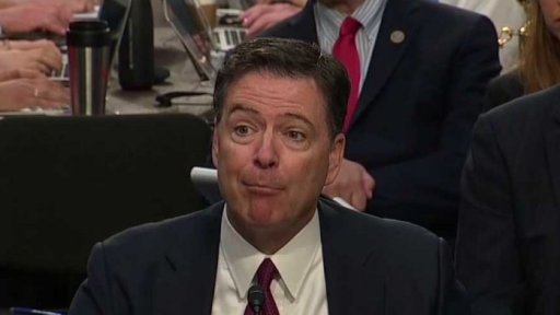 Klíčový duel: Trump versus Comey