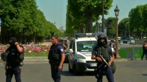 Útok autem v Paříži