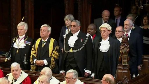 Královna a parlament ve stínu brexitu