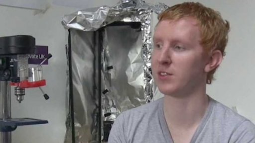 Satelit - z obývacího pokoje na orbitu + rozhovor s P. Toufarem