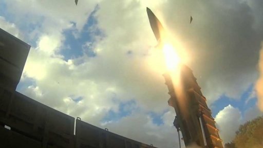 Další raketový test KLDR