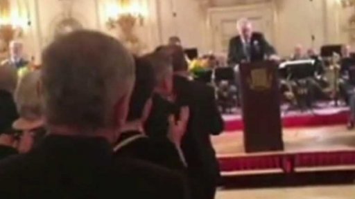 Supervolební rok 2017 - Zeman bude znovu kandidovat