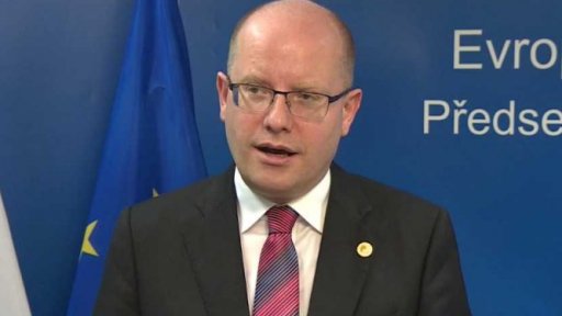 Supervolební rok 2017 - Zeman bude znovu kandidovat - reakce premiéra