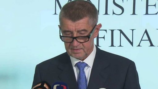 Vládní krize pokračuje - rozhovor