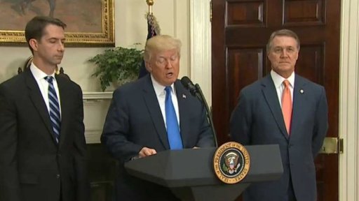 Trumpův projev k nové imigrační politice