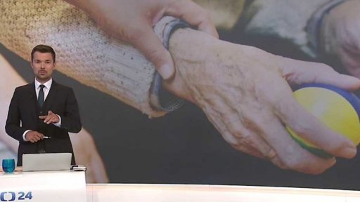 Tříměsíční placené ošetřovatelské volno