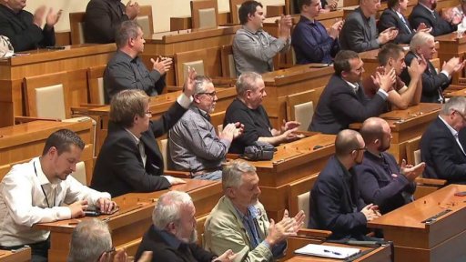 Petice proti regulaci zbraní