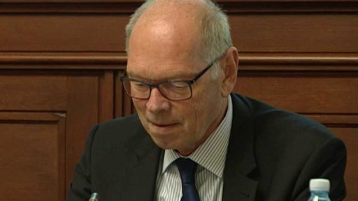 iHNed.cz versus ministr financí