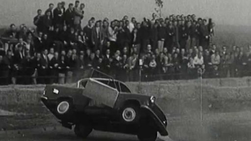 Švýcarský zkušební řidič testuje auta (1966)