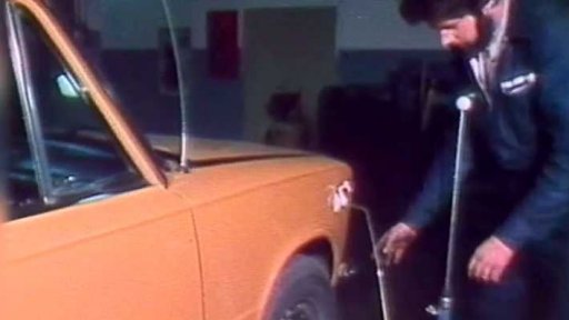 Neobvyklá služba v servisních opravnách (1980)