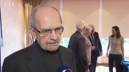 Nafocený Patočkův pohřeb