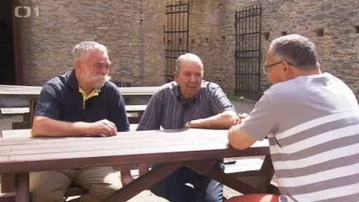 V zámku a v podhradí