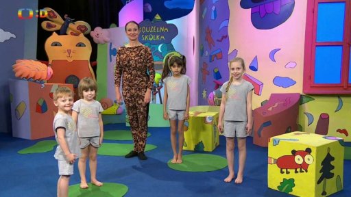 1. vstup: Jitka, Fanynka, Renáta a děti