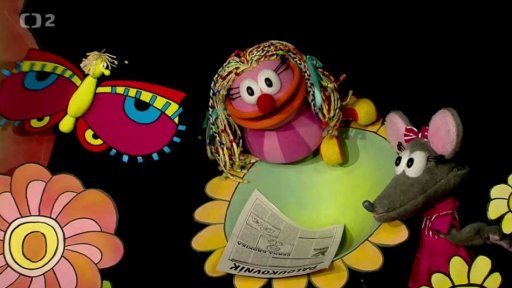 Otylka s Tryský a Fámulou si čtou v pohádkové černé kronice o patáliích, které vykouzlila Teta Pipeta.