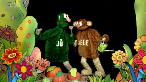 Jůhelákům mizí ze záhonu dýně, rozhodnou se na zloděje počíhat.