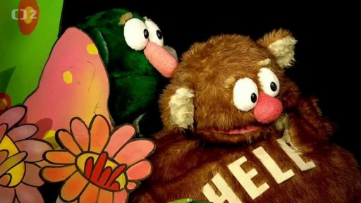 K Jůhelákům u záhonu přichází Hary s písní „Harýkova odrhovačka“.