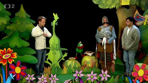 Mufikanti Přijíždí Petr -Martin na bílém koni, Tomáš, Filip a Muf mu zpívají píseň Už Martin na bílém koni.