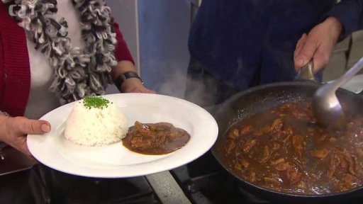 Kuře na pomerančích