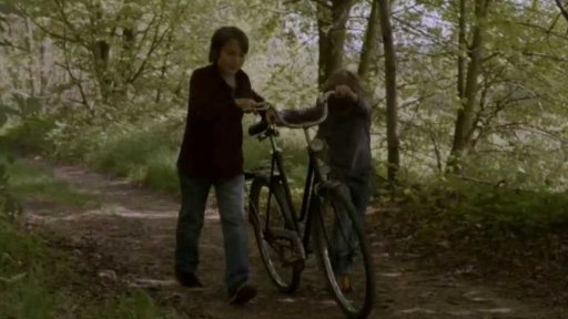 Dělící čáry (r. Kinshuk Surjan, 2014, 15 min.)