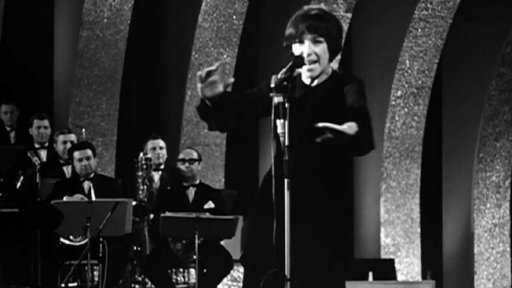 Hana Hegerová zpívá šanson Petr a Lucie