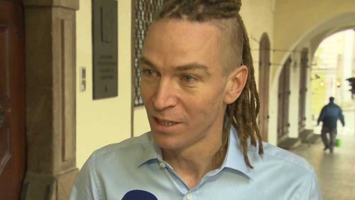 Zítřejší jednání sněmovny