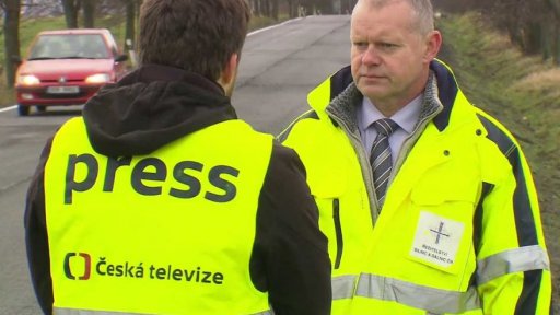 Opravené silnice v dezolátním stavu