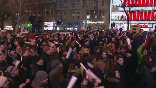 Demonstrace proti zvolení Zdeňka Ondráčka