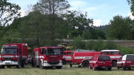 Na Děčínsku se zřítil kolejový jeřáb