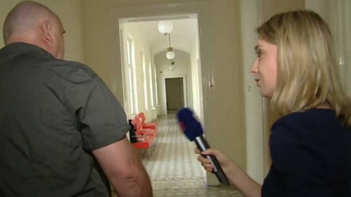 Žalobce navrhuje pro Dbalého desetiletý trest