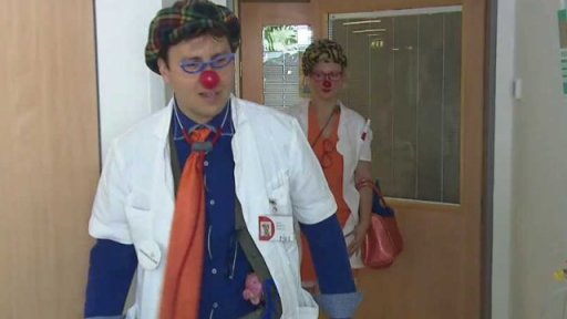 Pěvec Rollando Villazón ve službách Zdravotního klauna