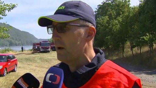 Záběry z požárů na sítích