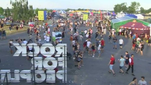 Začal Rock for People