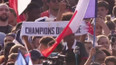Oslavy fotbalového triumfu v Paříži