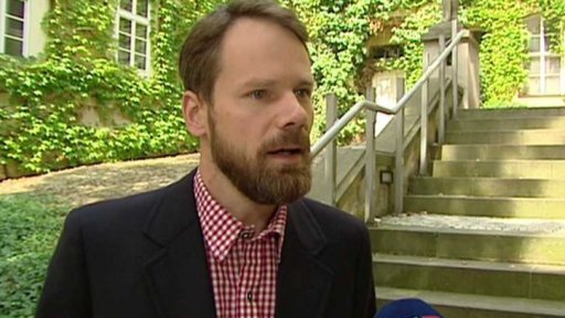 Zřícený dům v centru Prahy prohledali kriminalisté