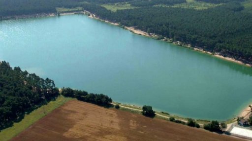 V jezeře Lhota utonuli dva chlapci