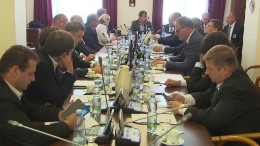 Kandidát na šéfa GIBS ve sněmovně