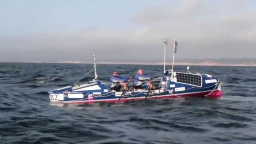 Nevidomý muž vesloval tři měsíce přes Tichý oceán