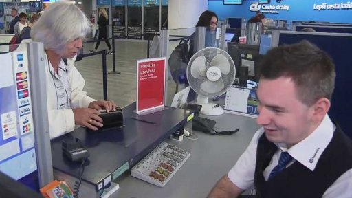 Zlevněné jízdné pro seniory a studenty