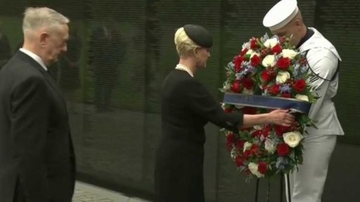 Poslední rozloučení s Johnem McCainem