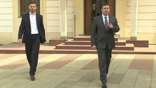 Kdo by měl být ministrem zahraničí?