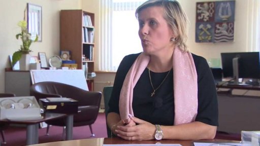 Nižší odměny při kumulaci funkcí